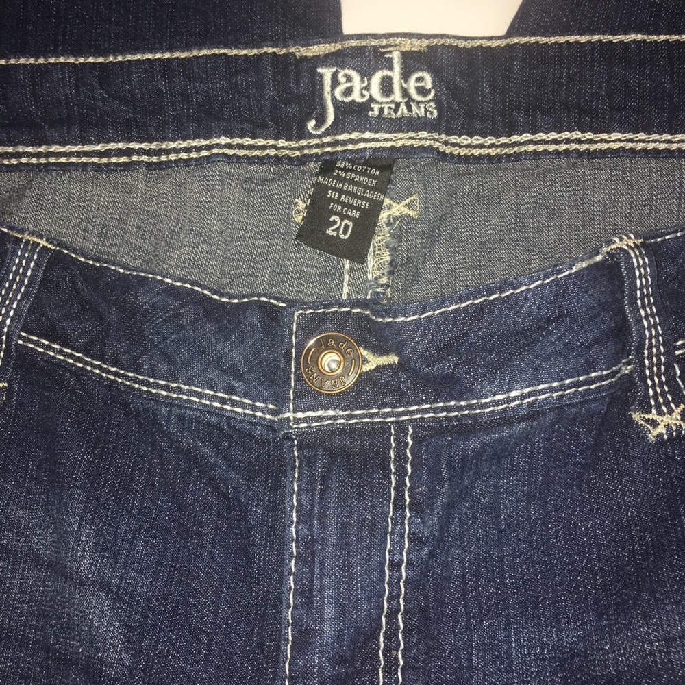 Women’s Jade Jeans Capri shorts size 20